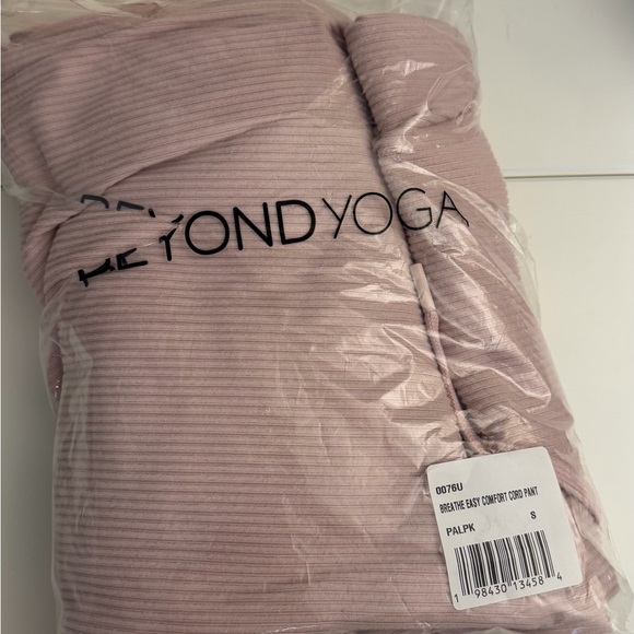 Beyond Yoga Breathe Easy Comfort Cord Pant - Picture 8 of 8